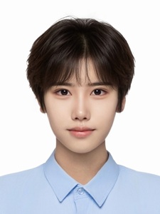 Xinyue Zhang (张馨月)