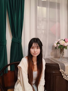 Ying Zhang (张颖)
